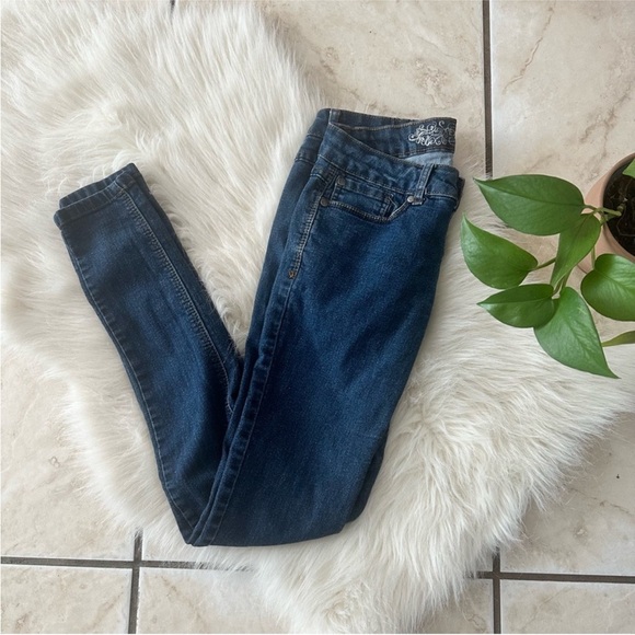 Express Skinny Jeans - Picture 1 of 8
